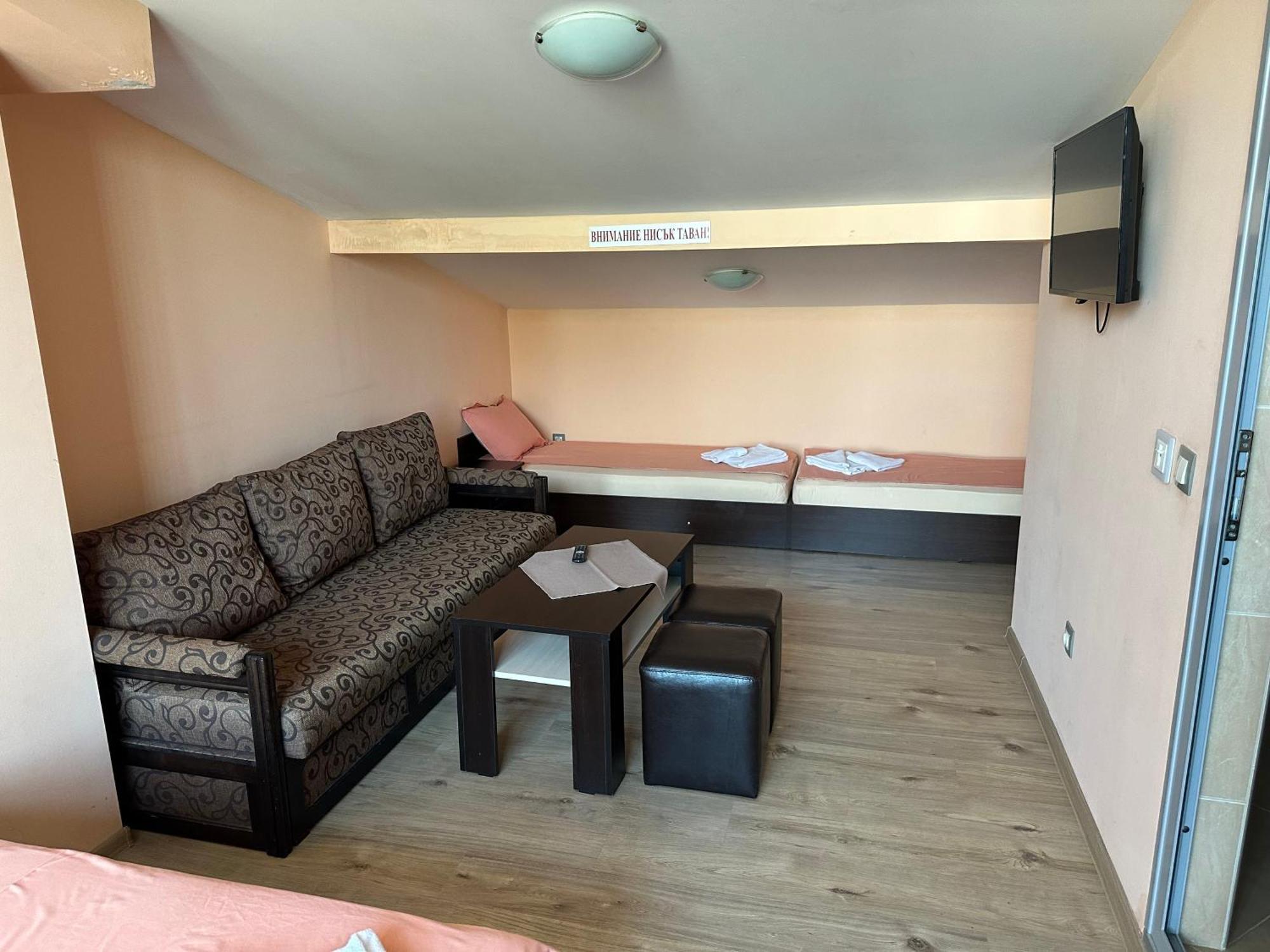 Guest House Dinevi 사파레바바냐 외부 사진